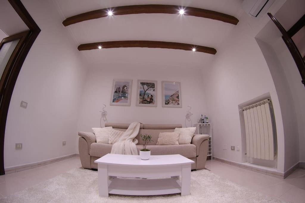 דירות Loft The Balcony In Sorrento Centre מראה חיצוני תמונה